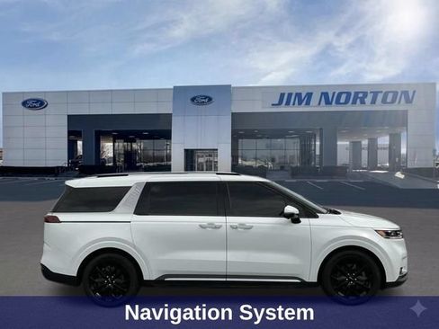 Used 2023 Kia Carnival SX Prestige FWD image 3