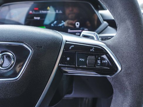 Used 2022 Audi e-tron GT Premium Plus w/ Performance Package image 23