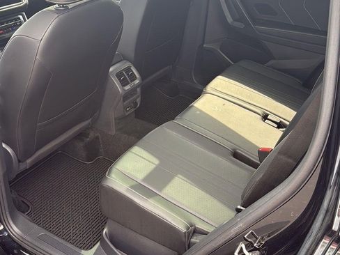 Used 2024 Volkswagen Tiguan SE R-Line AWD/4WD image 20
