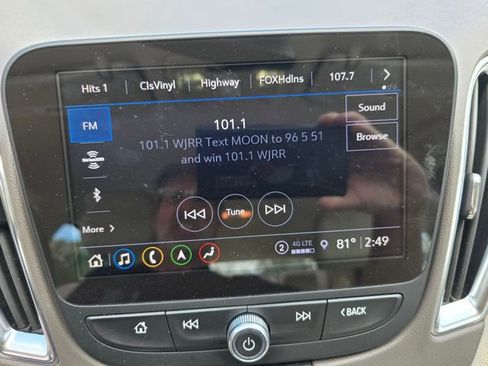 Used 2024 Chevrolet Malibu LT image 5