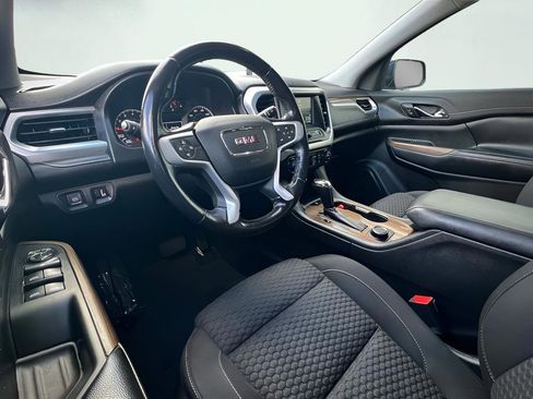 Used 2019 GMC Acadia SLE image 15