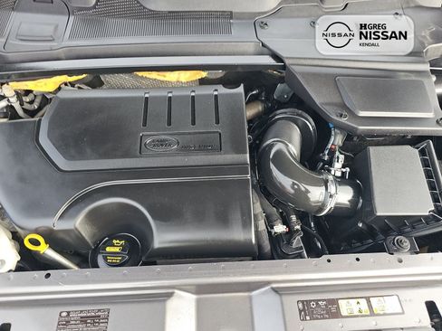 Used 2018 Land Rover Discovery Sport SE AWD/4WD image 14
