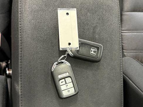 Used 2018 Honda CR-V EX image 29