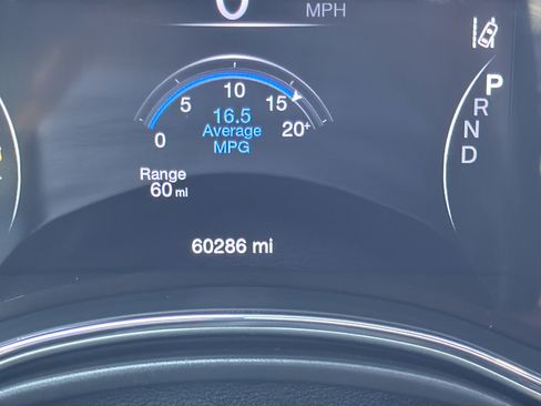Used 2020 Jeep Grand Cherokee Limited w/ Luxury Group II AWD/4WD image 30