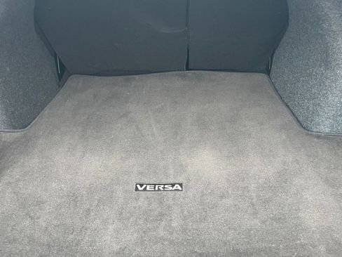 Used 2025 Nissan Versa SV image 31