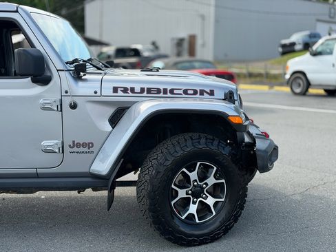 Used 2021 Jeep Wrangler Unlimited Rubicon AWD/4WD image 10