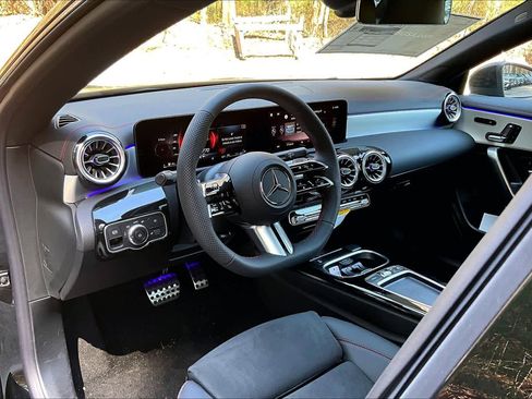 New 2026 Mercedes-Benz CLA 250 4MATIC image 10
