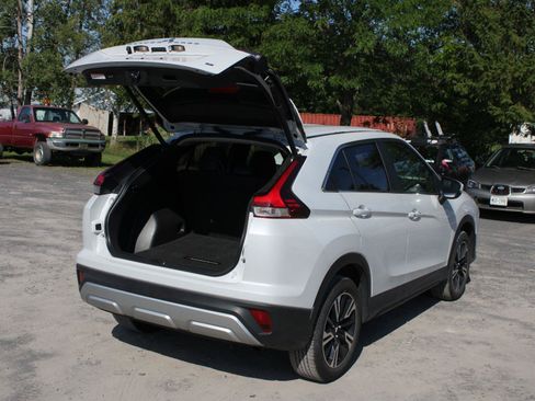 Used 2025 Mitsubishi Eclipse Cross SE AWD/4WD image 7