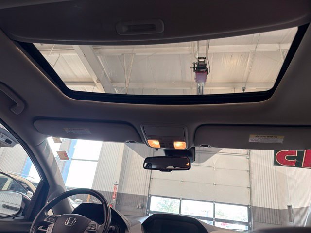 Used 2015 Honda Odyssey EX-L image 16