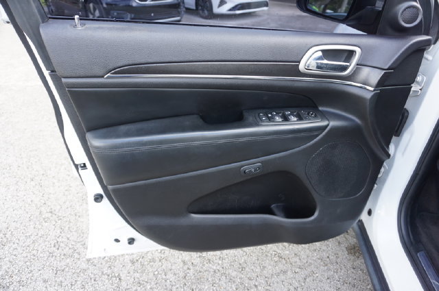 Used 2018 Jeep Grand Cherokee Limited RWD image 23