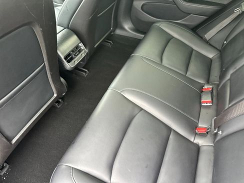 Used 2018 Tesla Model 3 Long Range image 12