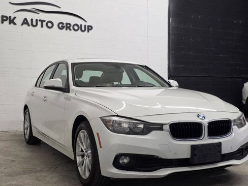 Used 2017 BMW 320i Sedan image 4