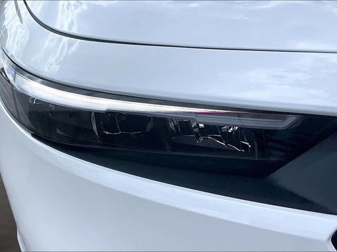 Used 2026 Honda Accord Sport image 32