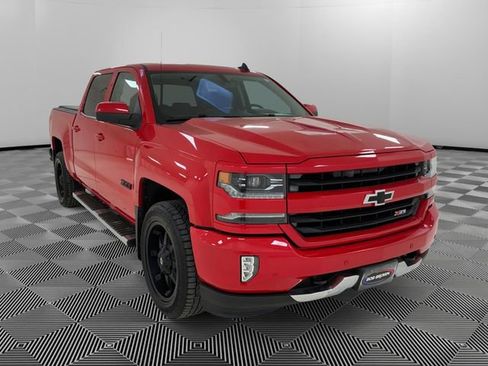 Used 2017 Chevrolet Silverado 1500 LTZ Z71 w/ LTZ Plus Package AWD/4WD image 7