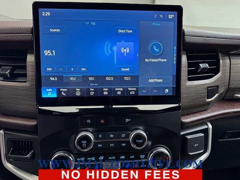 Used 2023 Ford Expedition Limited image 27