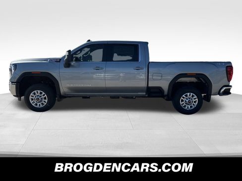 New 2025 GMC Sierra 2500 SLE w/ SLE Value Package; image 6