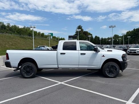 New 2026 RAM 3500 Tradesman AWD/4WD image 8