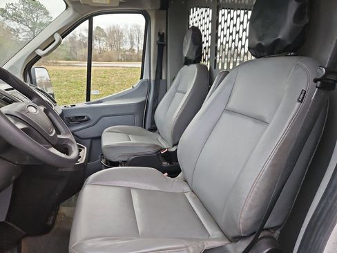 Used 2016 Ford Transit 250 250 3dr LWB Medium Roof Cargo image 11