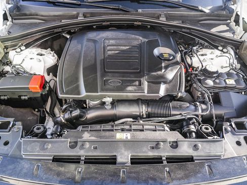Used 2024 Land Rover Range Rover Velar S image 25