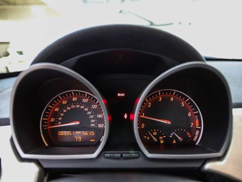 Used 2003 BMW Z4 2.5i RWD image 12
