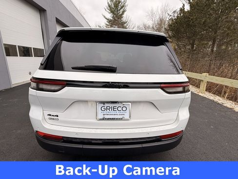 Certified 2025 Jeep Grand Cherokee Altitude image 6