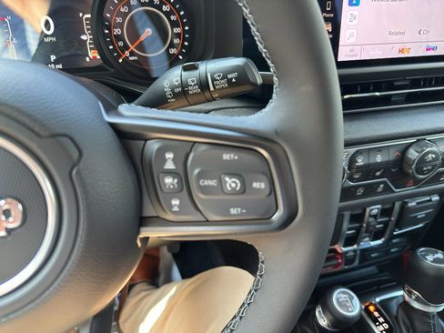 New 2025 Jeep Wrangler Unlimited Sport image 13