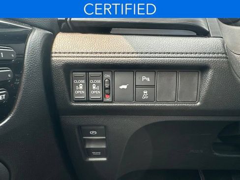 Used 2025 Honda Odyssey Elite image 25