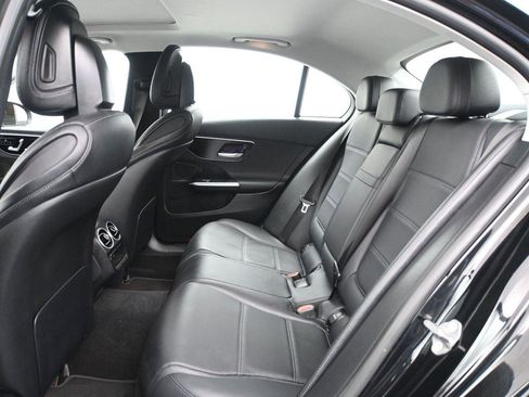 Used 2022 Mercedes-Benz C 300 4MATIC Sedan image 10