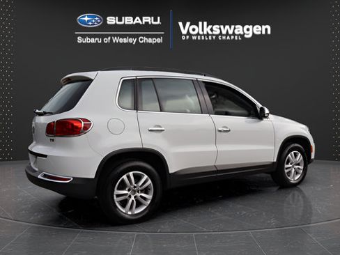 Used 2016 Volkswagen Tiguan S FWD image 9