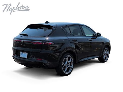 Used 2024 Alfa Romeo Tonale Veloce w/ Active Assist Package AWD/4WD image 6