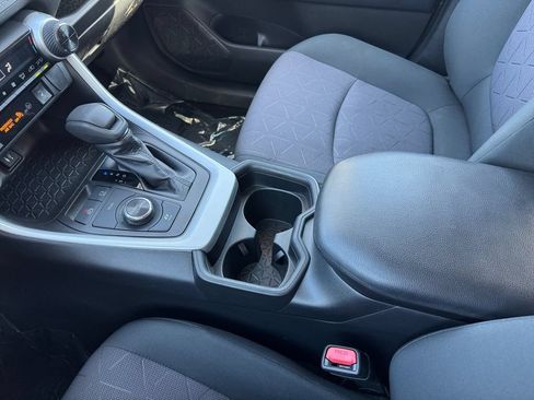 Certified 2019 Toyota RAV4 XLE w/ Convenience Package AWD/4WD image 26