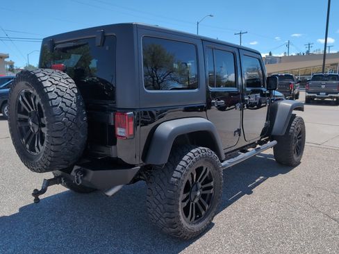 Used 2015 Jeep Wrangler Unlimited Sport w/ Quick Order Package 24S AWD/4WD image 6