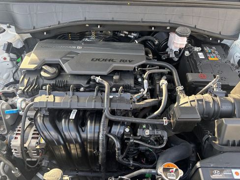 Used 2025 Hyundai Kona SEL image 32