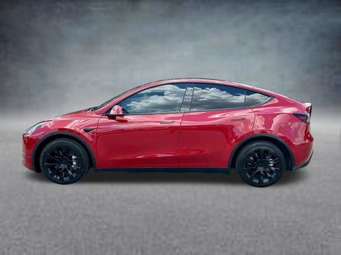 Used 2022 Tesla Model Y Long Range AWD/4WD image 8