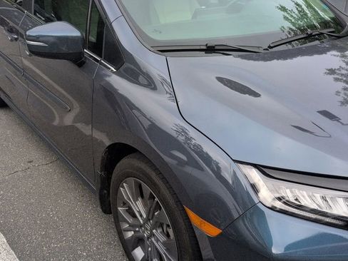 Used 2025 Honda Odyssey Touring image 10