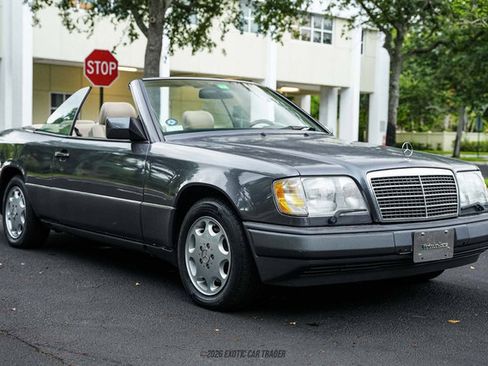 Used 1995 Mercedes-Benz E 320 Convertible image 12