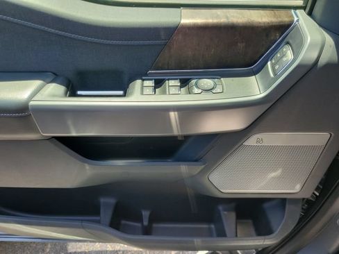 Used 2021 Ford F150 Lariat AWD/4WD image 15