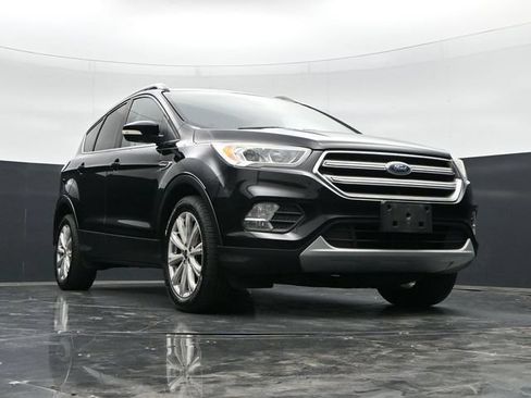 Used 2017 Ford Escape Titanium AWD/4WD image 37