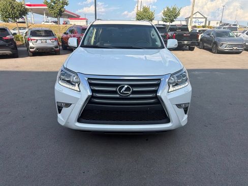 Used 2019 Lexus GX 460 AWD/4WD image 5