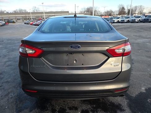 Used 2014 Ford Fusion SE w/ Equipment Group 202A image 7