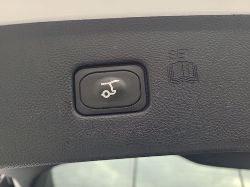 Used 2023 Ford Edge Titanium w/ Equipment Group 301A image 11