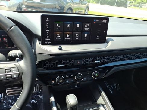 Used 2024 Honda Accord Sport image 10