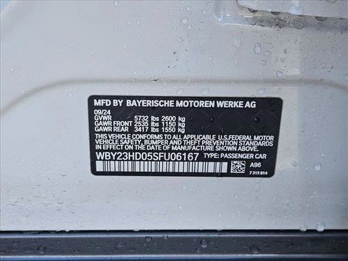 Used 2025 BMW i4 eDrive40 image 24