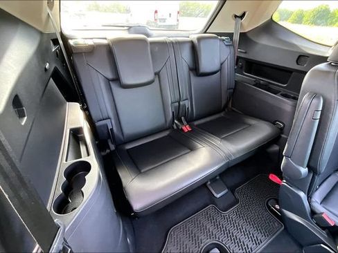 Used 2019 Volkswagen Atlas SE w/ Panoramic Sunroof Package FWD image 26