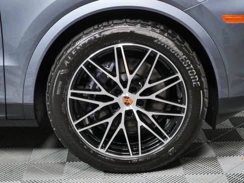 New 2026 Porsche Cayenne AWD/4WD image 28