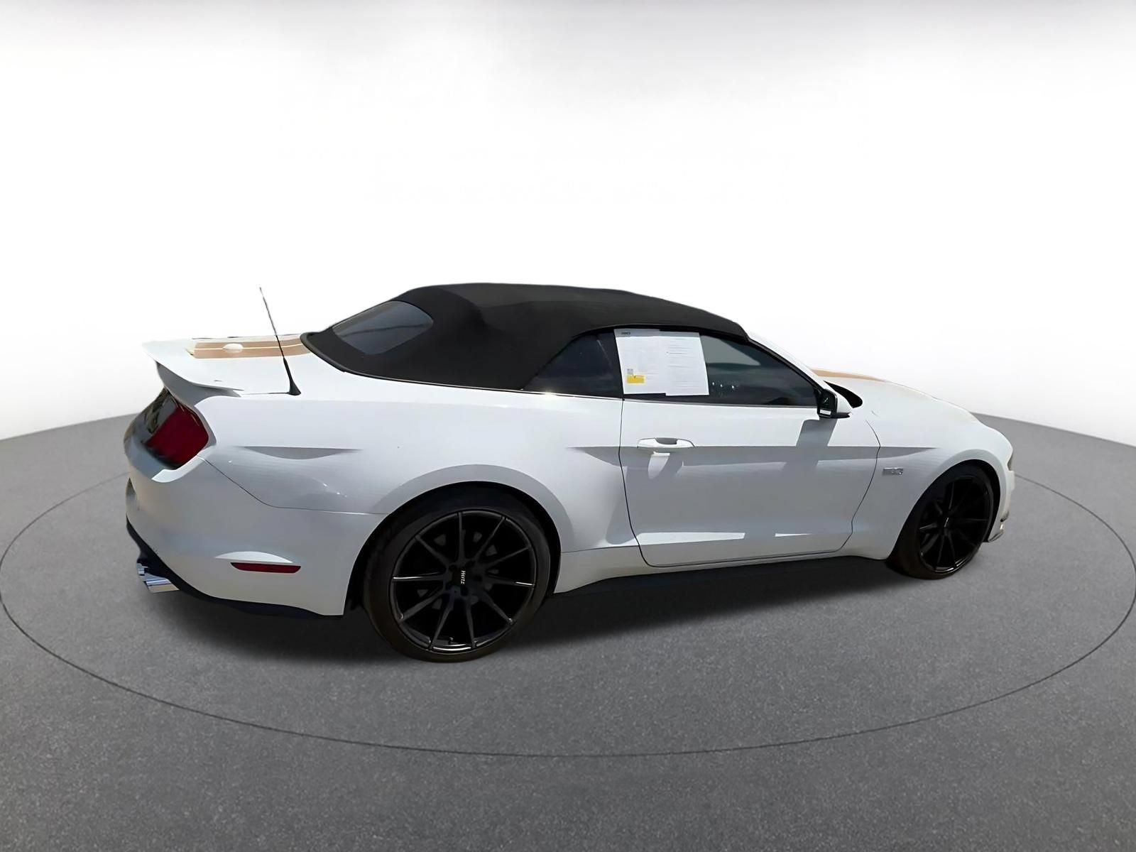 Used 2022 Ford Mustang GT Premium w/ GT Performance Package RWD image 14