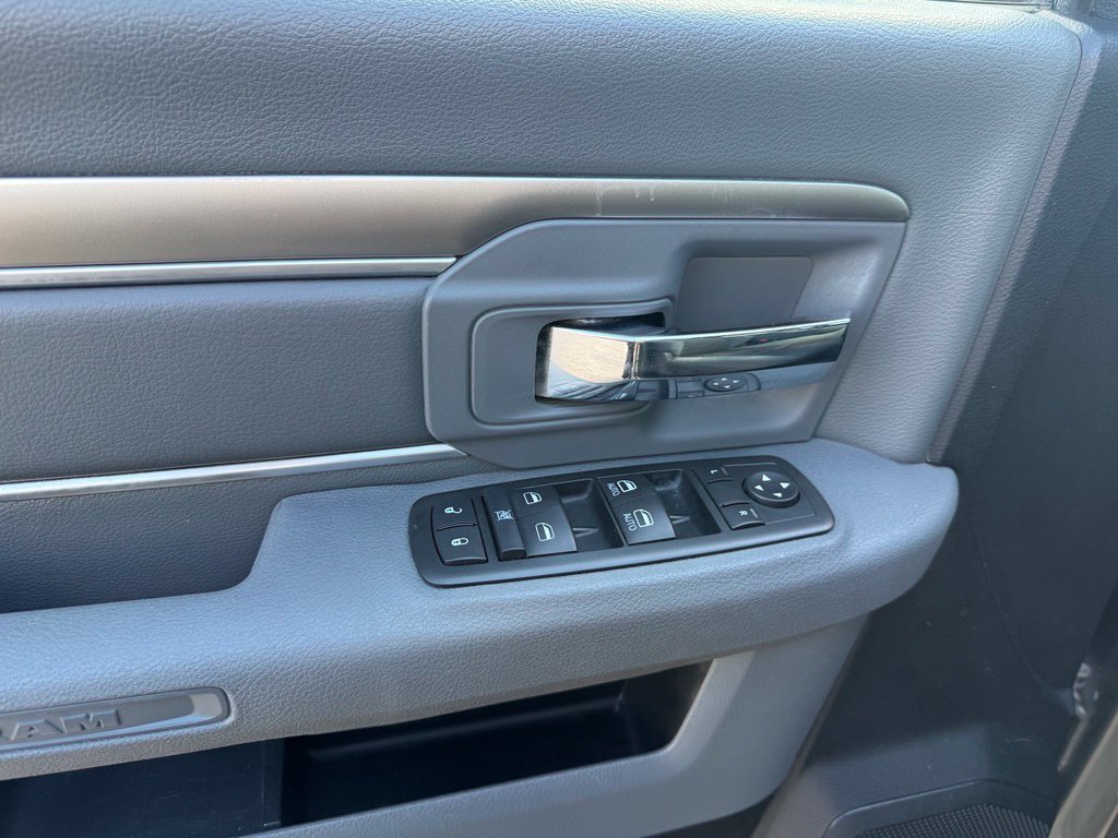 Used 2015 RAM 1500 Big Horn AWD/4WD image 12