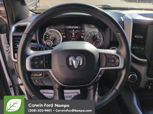 Used 2022 RAM 1500 Big Horn AWD/4WD image 14