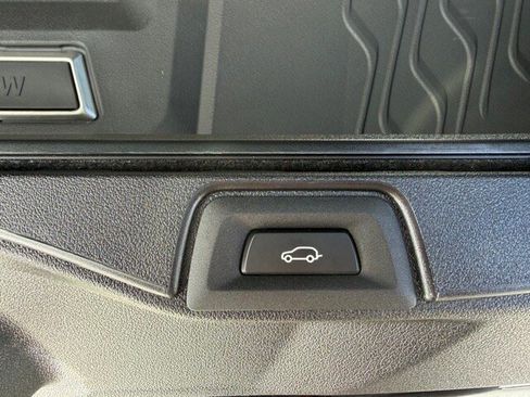 New 2026 BMW X5 M60i image 9