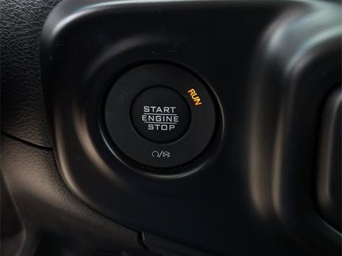 Used 2021 Jeep Wrangler Sport image 16